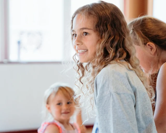 🎉⁠ BETAL FOR 1 HOLD OG DANS PÅ 2 HOLD 🎉⁠ ⁠
Start med prøvetimer i hele Januar - Alt Inkluderet Priser - Book en prøvetime med det samme på www.dans.dk 🌍⁠ ⁠
Københavns bedste tilbud & priser - 50 % og 20 % rabat! 💰⁠
⁠.⁠
Vi har rigtigt mange forskellige hold på alle niveauer og til alle aldre: ⁠
✅ K-Pop Dans ⁠
✅ Tik Tok Dans⁠
✅ Hip Hop⁠
✅ Street⁠
✅ Commercial⁠
✅ Contemporary Fusion⁠
✅ Girly⁠
✅ Modern Dance⁠
✅ Wacking⁠
✅ Dansehall⁠
✅ Bollywood⁠
✅ Shuffle Dans⁠
✅ Burlesque Dans⁠
✅ House⁠
✅ Broadway Jazz⁠
✅ Showdance⁠
✅ Mini Mix⁠
✅ Funky Fitness⁠
✅ Børnedans⁠
✅ Ramasjang Dans⁠
✅ Bachata⁠
✅ Pardans⁠
✅ Ballroom⁠
✅ Salsa⁠
✅ Swing⁠
✅ Ballet⁠
✅ Acro Dans⁠
✅ Jumps⁠
✅ Step Dans⁠
✅ Disco⁠
✅ Breaking⁠
✅ Cheerleading⁠
✅ Heels⁠
.⁠
Se meget mere på www.dans.dk - der er link i bio 🔗⁠
.⁠
#komogværmed #fpdans #fpagency #verdensældstefamileejededanseskole #anno1935 #danseskole #amager #copenhagen #københavn #cph #copenhagendance #yourpassionyourlife #dancersofinstagram #danceliveshere #dance #dancestudio #danceschool #justdance #dancelifestyle #instadance⁠