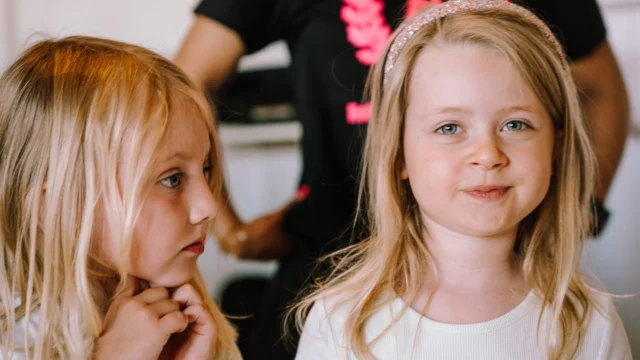 🎉⁠ BETAL FOR 1 HOLD OG DANS PÅ 2 HOLD 🎉⁠ ⁠
Nye Dansekurser Starter Til September - Alt Inkluderet Priser - Book en prøvetime med det samme på www.dans.dk 🌍⁠ ⁠
Københavns bedste tilbud & priser - 50 % og 20 % rabat! 💰⁠
⁠.⁠
Vi har rigtigt mange forskellige hold på alle niveauer og til alle aldre: ⁠
✅ K-Pop Dans ⁠
✅ Tik Tok Dans⁠
✅ Hip Hop⁠
✅ Street⁠
✅ Commercial⁠
✅ Contemporary Fusion⁠
✅ Girly⁠
✅ Modern Dance⁠
✅ Wacking⁠
✅ Dansehall⁠
✅ Bollywood⁠
✅ Shuffle Dans⁠
✅ Burlesque Dans⁠
✅ House⁠
✅ Broadway Jazz⁠
✅ Showdance⁠
✅ Mini Mix⁠
✅ Funky Fitness⁠
✅ Børnedans⁠
✅ Ramasjang Dans⁠
✅ Bachata⁠
✅ Pardans⁠
✅ Ballroom⁠
✅ Salsa⁠
✅ Swing⁠
✅ Ballet⁠
✅ Acro Dans⁠
✅ Jumps⁠
✅ Step Dans⁠
✅ Disco⁠
✅ Breaking⁠
✅ Cheerleading⁠
✅ Heels⁠
.⁠
Se meget mere på www.dans.dk - der er link i bio 🔗⁠
.⁠
#komogværmed #fpdans #fpagency #verdensældstefamileejededanseskole #anno1935 #danseskole #amager #copenhagen #københavn #cph #copenhagendance #yourpassionyourlife #dancersofinstagram #danceliveshere #dance #dancestudio #danceschool #justdance #dancelifestyle #instadance⁠