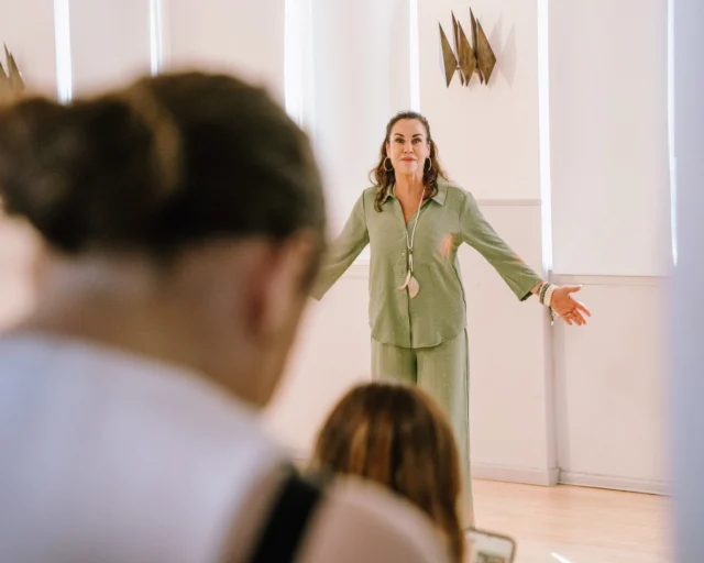 🎉⁠ BETAL FOR 1 HOLD OG DANS PÅ 2 HOLD 🎉⁠ ⁠
Nye Dansekurser Start Til Oktober - Alt Inkluderet Priser - Book en prøvetime med det samme på www.dans.dk 🌍⁠ ⁠
Københavns bedste tilbud & priser - 50 % og 20 % rabat! 💰⁠
⁠.⁠
Vi har rigtigt mange forskellige hold på alle niveauer og til alle aldre: ⁠
✅ K-Pop Dans ⁠
✅ Tik Tok Dans⁠
✅ Hip Hop⁠
✅ Street⁠
✅ Commercial⁠
✅ Contemporary Fusion⁠
✅ Girly⁠
✅ Modern Dance⁠
✅ Wacking⁠
✅ Dansehall⁠
✅ Bollywood⁠
✅ Shuffle Dans⁠
✅ Burlesque Dans⁠
✅ House⁠
✅ Broadway Jazz⁠
✅ Showdance⁠
✅ Mini Mix⁠
✅ Funky Fitness⁠
✅ Børnedans⁠
✅ Ramasjang Dans⁠
✅ Bachata⁠
✅ Pardans⁠
✅ Ballroom⁠
✅ Salsa⁠
✅ Swing⁠
✅ Ballet⁠
✅ Acro Dans⁠
✅ Jumps⁠
✅ Step Dans⁠
✅ Disco⁠
✅ Breaking⁠
✅ Cheerleading⁠
✅ Heels⁠
.⁠
Se meget mere på www.dans.dk - der er link i bio 🔗⁠
.⁠
#komogværmed #fpdans #fpagency #verdensældstefamileejededanseskole #anno1935 #danseskole #amager #copenhagen #københavn #cph #copenhagendance #yourpassionyourlife #dancersofinstagram #danceliveshere #dance #dancestudio #danceschool #justdance #dancelifestyle #instadance⁠