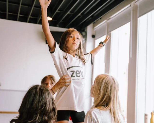 🎉⁠ BETAL FOR 1 HOLD OG DANS PÅ 2 HOLD 🎉⁠ ⁠
Nye Dansekurser Start I Hele Oktober - Alt Inkluderet Priser - Book en prøvetime med det samme på www.dans.dk 🌍⁠ ⁠
Københavns bedste tilbud & priser - 50 % og 20 % rabat! 💰⁠
⁠.⁠
Vi har rigtigt mange forskellige hold på alle niveauer og til alle aldre: ⁠
✅ K-Pop Dans ⁠
✅ Tik Tok Dans⁠
✅ Hip Hop⁠
✅ Street⁠
✅ Commercial⁠
✅ Contemporary Fusion⁠
✅ Girly⁠
✅ Modern Dance⁠
✅ Wacking⁠
✅ Dansehall⁠
✅ Bollywood⁠
✅ Shuffle Dans⁠
✅ Burlesque Dans⁠
✅ House⁠
✅ Broadway Jazz⁠
✅ Showdance⁠
✅ Mini Mix⁠
✅ Funky Fitness⁠
✅ Børnedans⁠
✅ Ramasjang Dans⁠
✅ Bachata⁠
✅ Pardans⁠
✅ Ballroom⁠
✅ Salsa⁠
✅ Swing⁠
✅ Ballet⁠
✅ Acro Dans⁠
✅ Jumps⁠
✅ Step Dans⁠
✅ Disco⁠
✅ Breaking⁠
✅ Cheerleading⁠
✅ Heels⁠
.⁠
Se meget mere på www.dans.dk - der er link i bio 🔗⁠
.⁠
#komogværmed #fpdans #fpagency #verdensældstefamileejededanseskole #anno1935 #danseskole #amager #copenhagen #københavn #cph #copenhagendance #yourpassionyourlife #dancersofinstagram #danceliveshere #dance #dancestudio #danceschool #justdance #dancelifestyle #instadance⁠